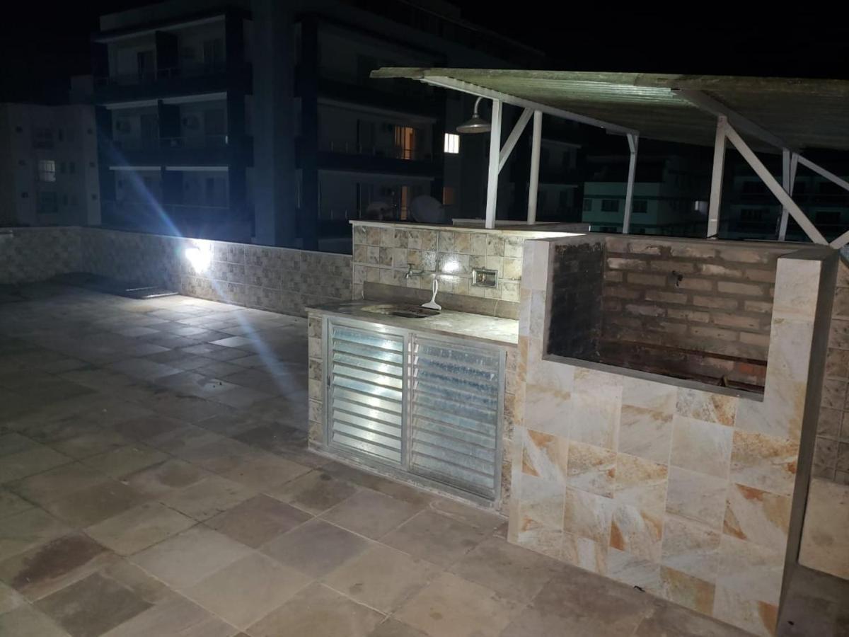 Apartamento Cabo Frio Praia Forte Екстер'єр фото